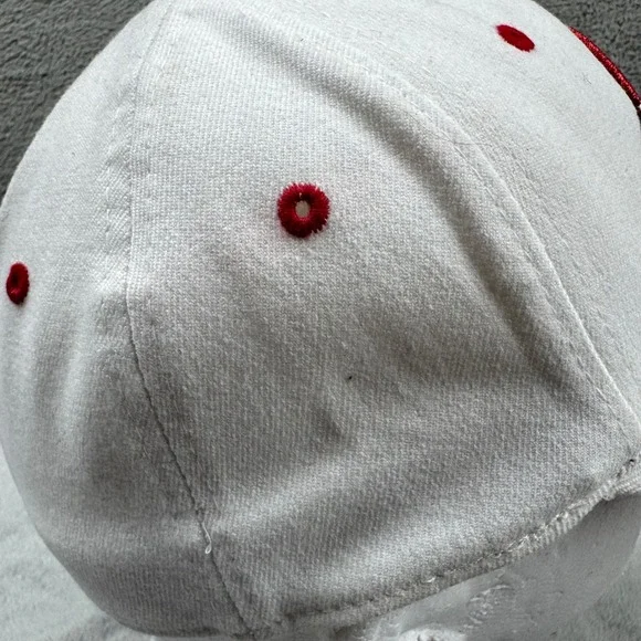 Top of the World Georgia Bulldogs Hat Mens White Red Embroidered Stretch Fit Cap - Picture 11 of 14